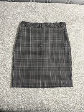 Plaid Pencil Skirt - Sleek Office